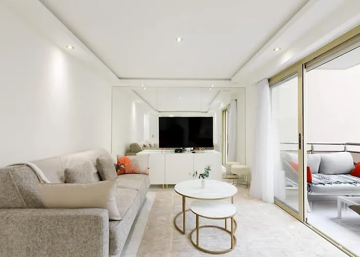 Carlton Area Superb 1 Bedroom Apartman Cannes