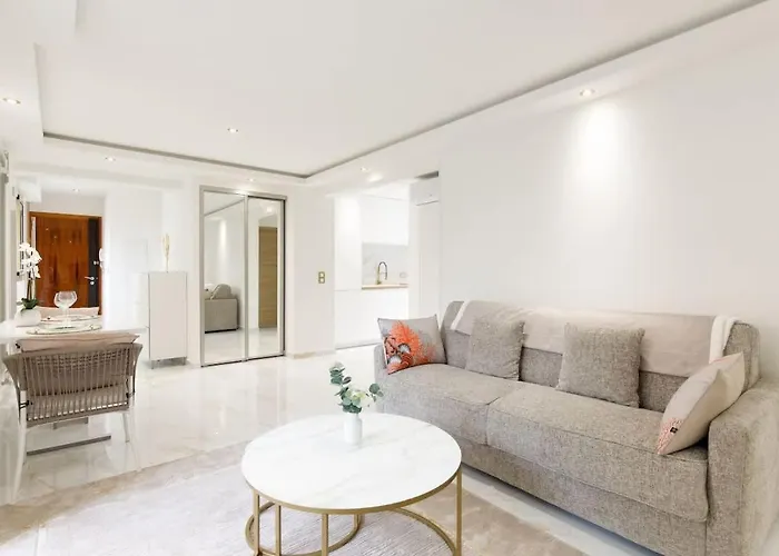 Carlton Area Superb 1 Bedroom Apartman
