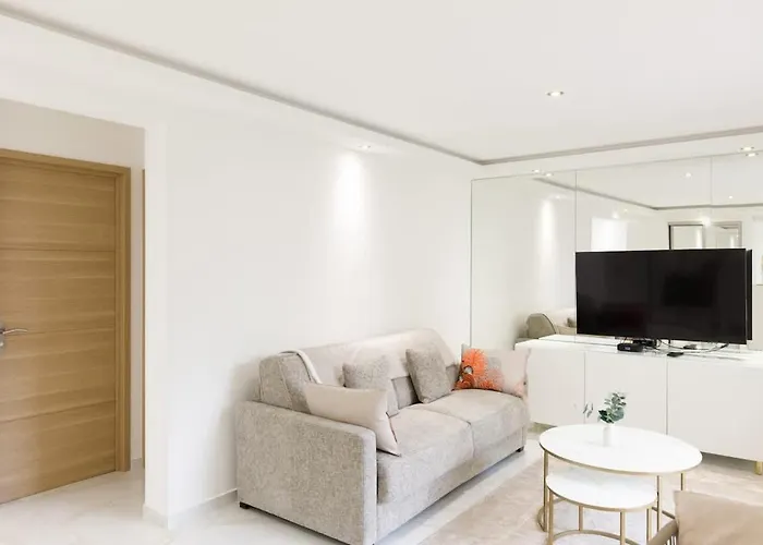 Lägenhet Carlton Area Superb 1 Bedroom Cannes
